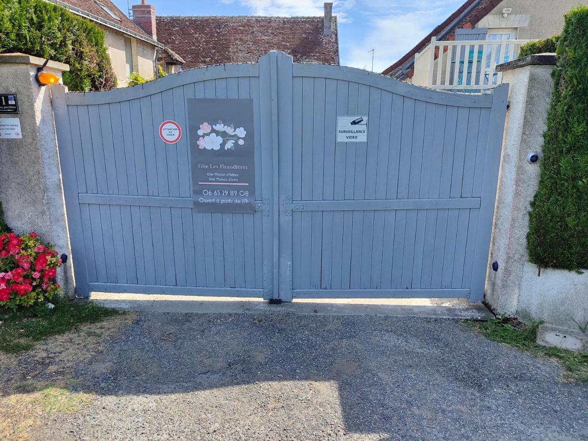 Gite Les Piraudieres Noyant-de-Touraine Eksteriør billede