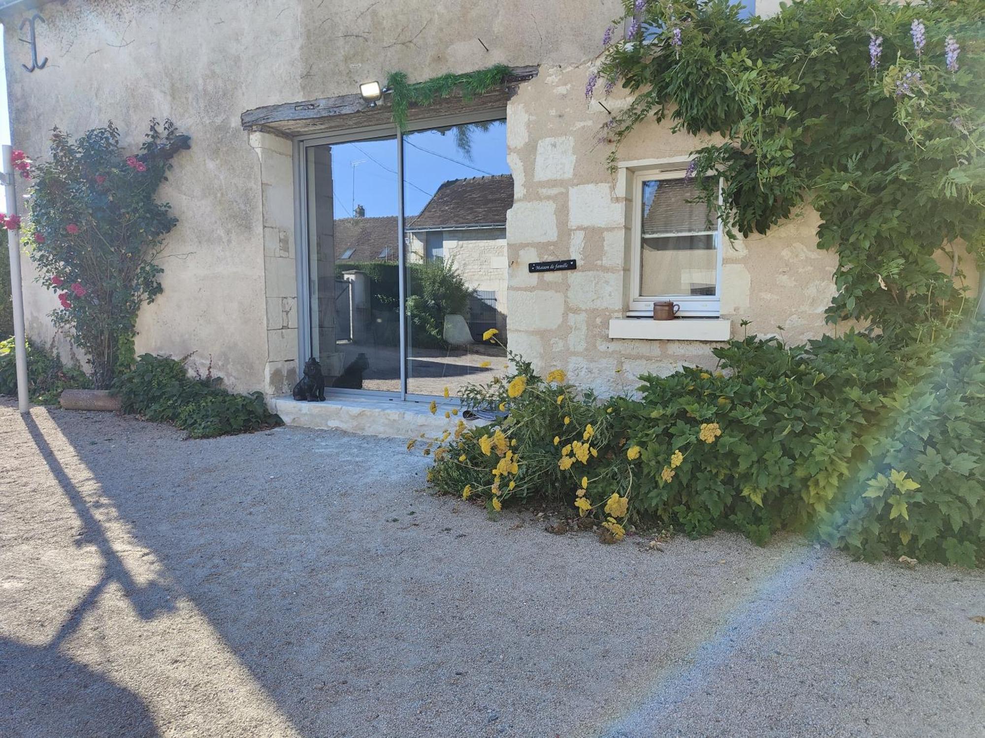 Gite Les Piraudieres Noyant-de-Touraine Eksteriør billede