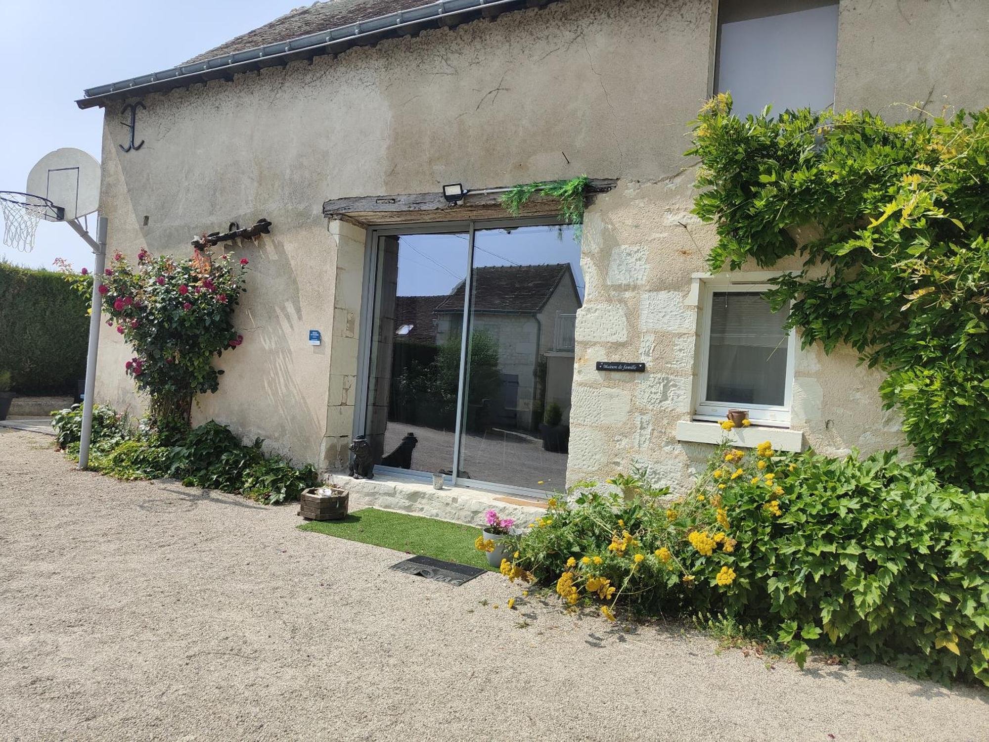 Gite Les Piraudieres Noyant-de-Touraine Værelse billede